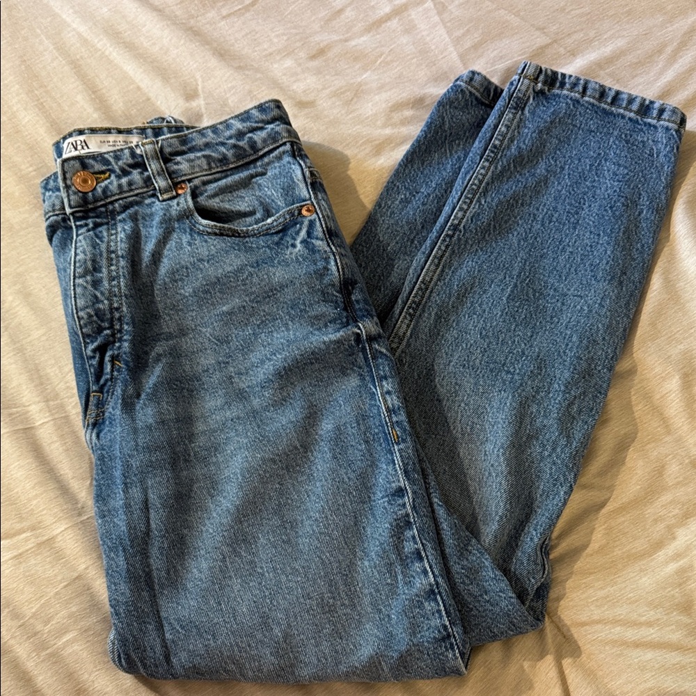 Zara Straight Jeans